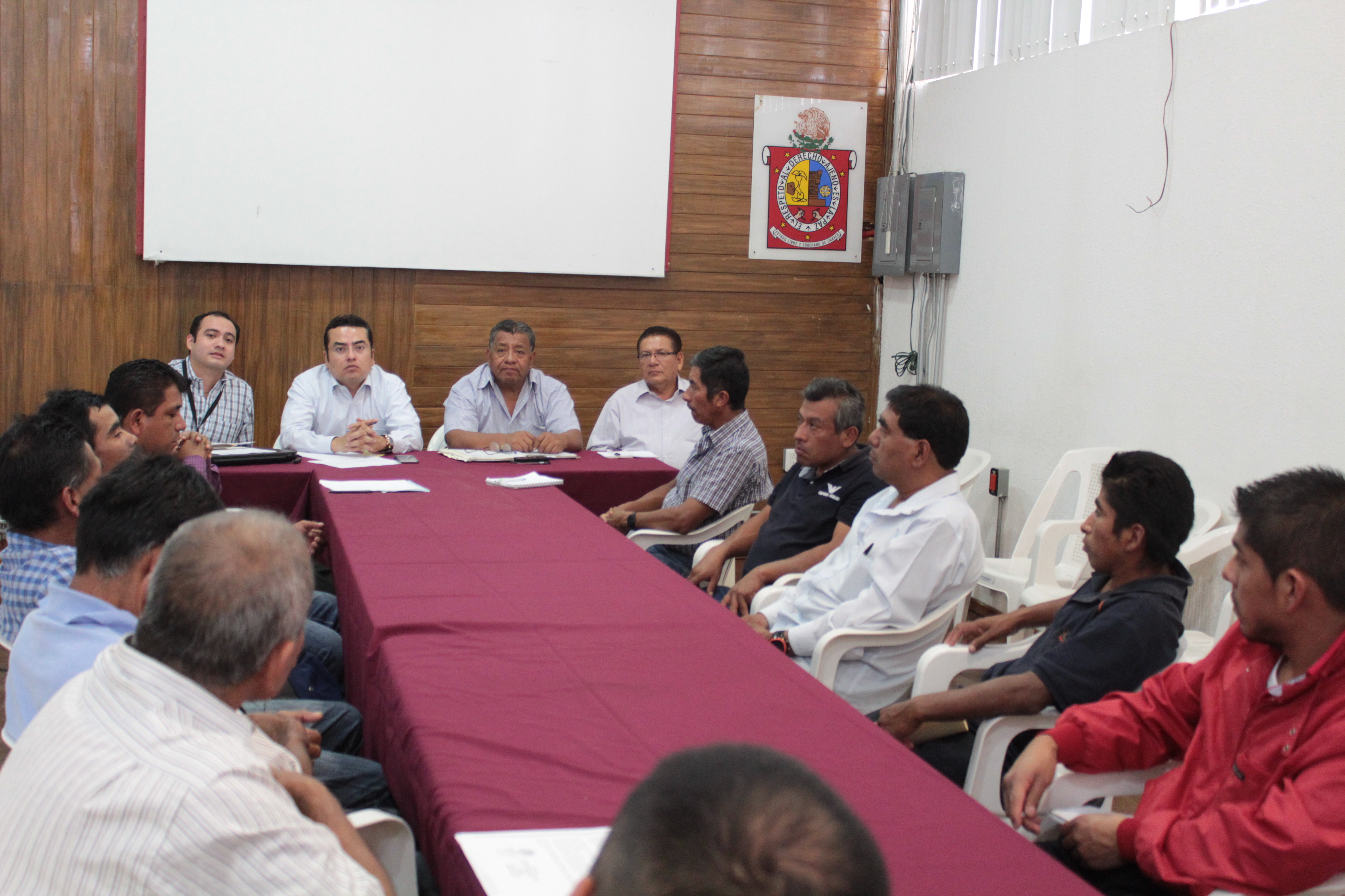 Reunión con  San Pedro Ocopetatillo, Santa Ana Ateixtlahuaca y San Juan Tepeuxila